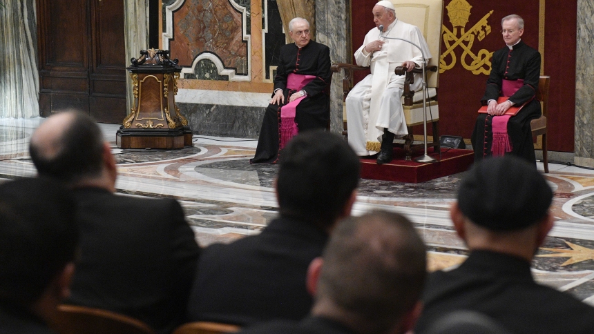 Pope Francis meets with priests doing graduate studies in Rome and with the staffs of the pontifical Mexican, Brazilian and Latin American colleges of Rome in the Apostolic Palace at the Vatican April 4, 2024. (CNS photo/Vatican Media)